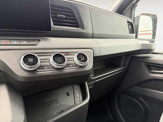 Nissan Interstar